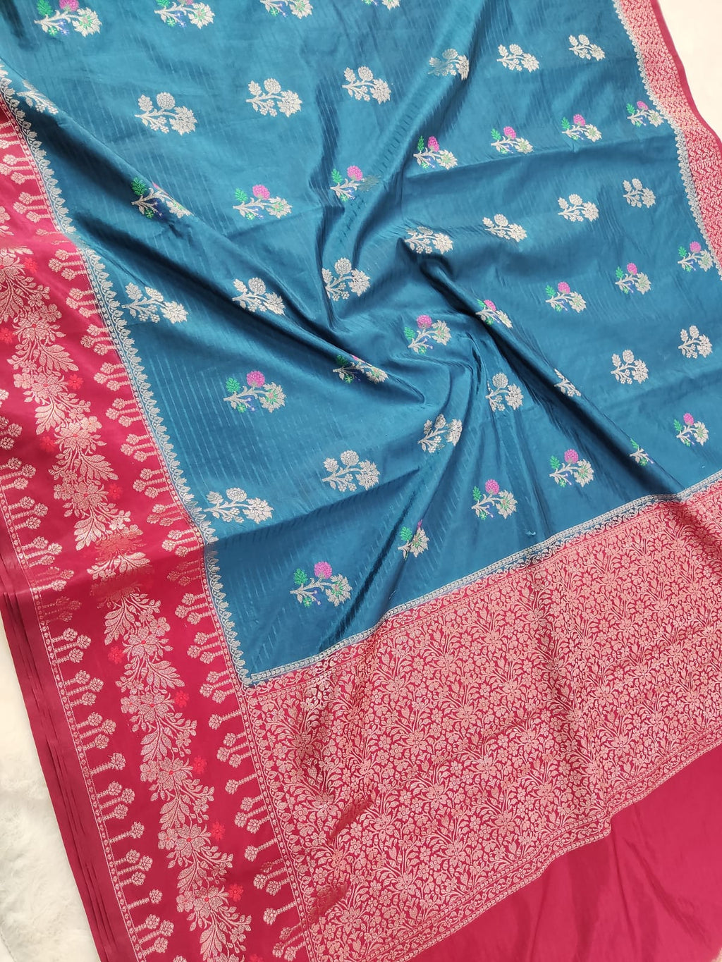 Contrast Silk Dhari Minakari Buta Design Saree