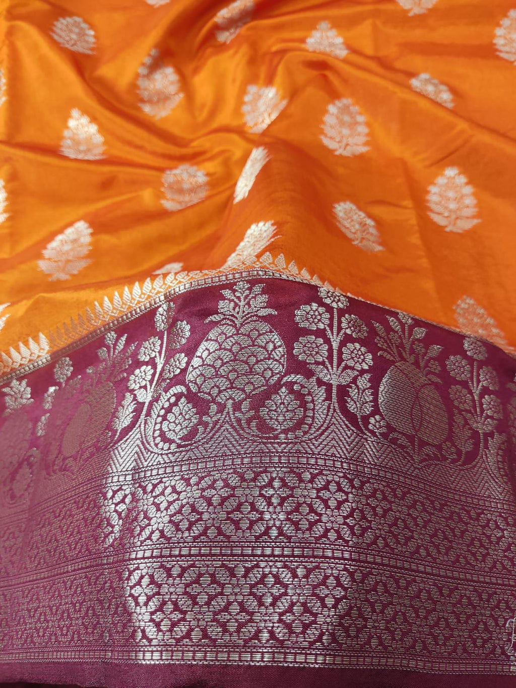 Contrast Silk Dhari Design Saree
