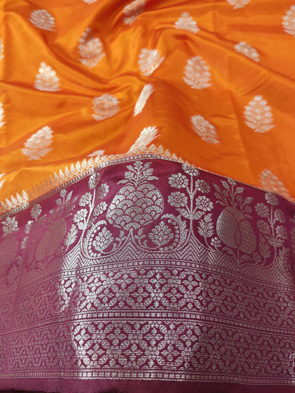 Contrast Silk Dhari Design Saree