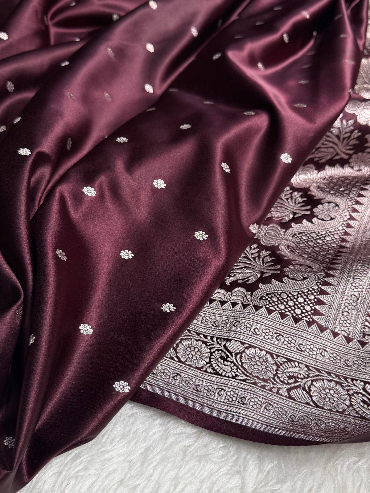 Mashru Silk Banarasi Zari Small Border Plain Design Saree